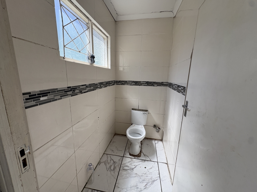 12 Bedroom Property for Sale in Quigney Eastern Cape